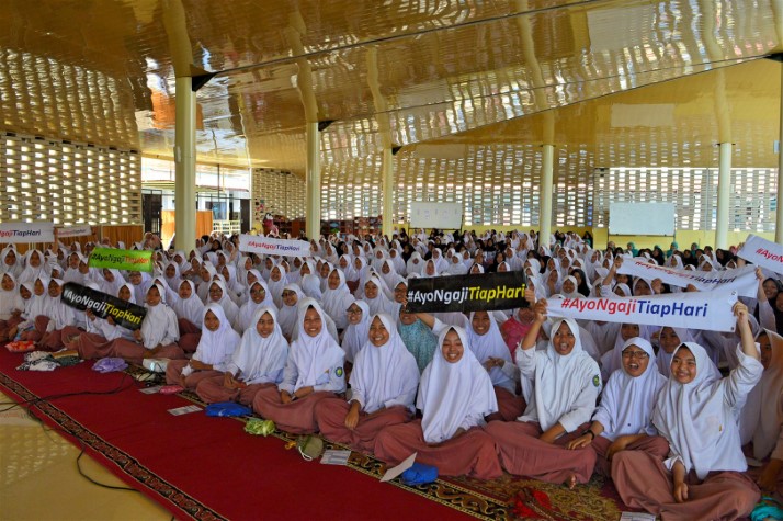 12 Tips Bagi Orang Tua untuk Memberikan Motivasi kepada Anak Selama Berada di Pondok Pesantren