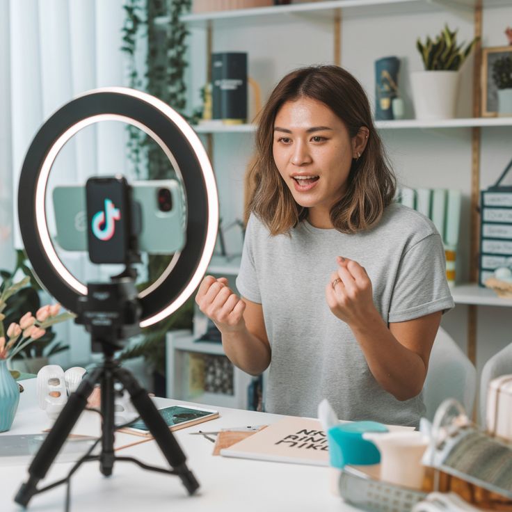 Strategi Kolaborasi Kreator dalam Kampanye TikTok Ads yang Organik dan Persuasif