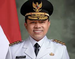 Mengungkap Profil Gubernur Abdul Wahid Provinsi Riau: Kepemimpinan dan Visi Politik yang Inspiratif