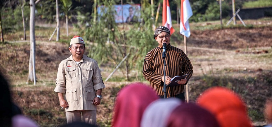 Anies Baswedan, Menyatukan Melalui Kesederhanaan dalam Perbedaan di Momen 17an