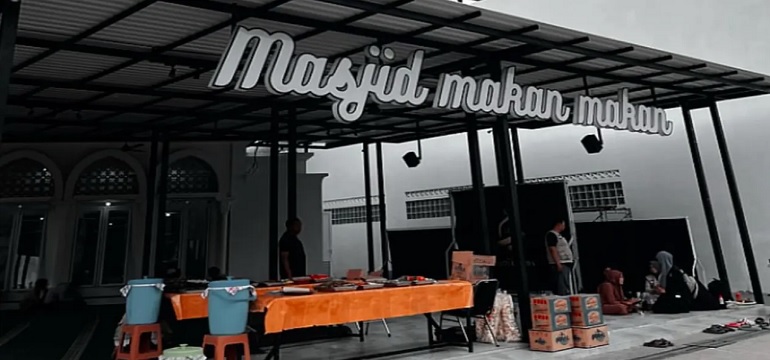 Bandung BERANI (Berbagi dan Mengaji) di Masjid Baitul Huda Bandung