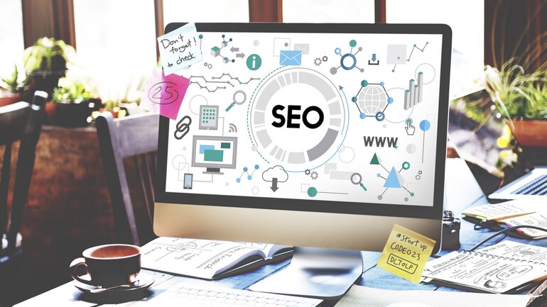Strategi SEO yang Efektif: Meningkatkan Trafik Organik Website dengan Jasa RajaSEO.com