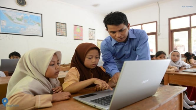 Meningkatkan Visibilitas Bisnis Bimbingan Belajar dengan Guru Matematika