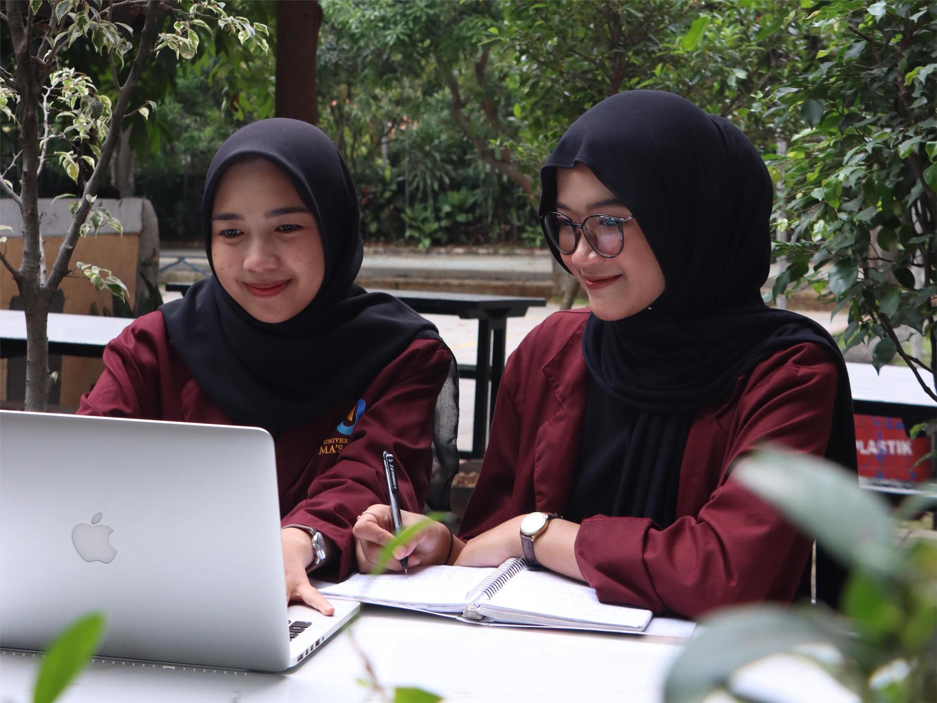 Bisa Kuliah di Kampus Swasta Akreditasi Resmi dengan Biaya Cicilan? Tentu, Ini Caranya Biar Lebih Mudah!