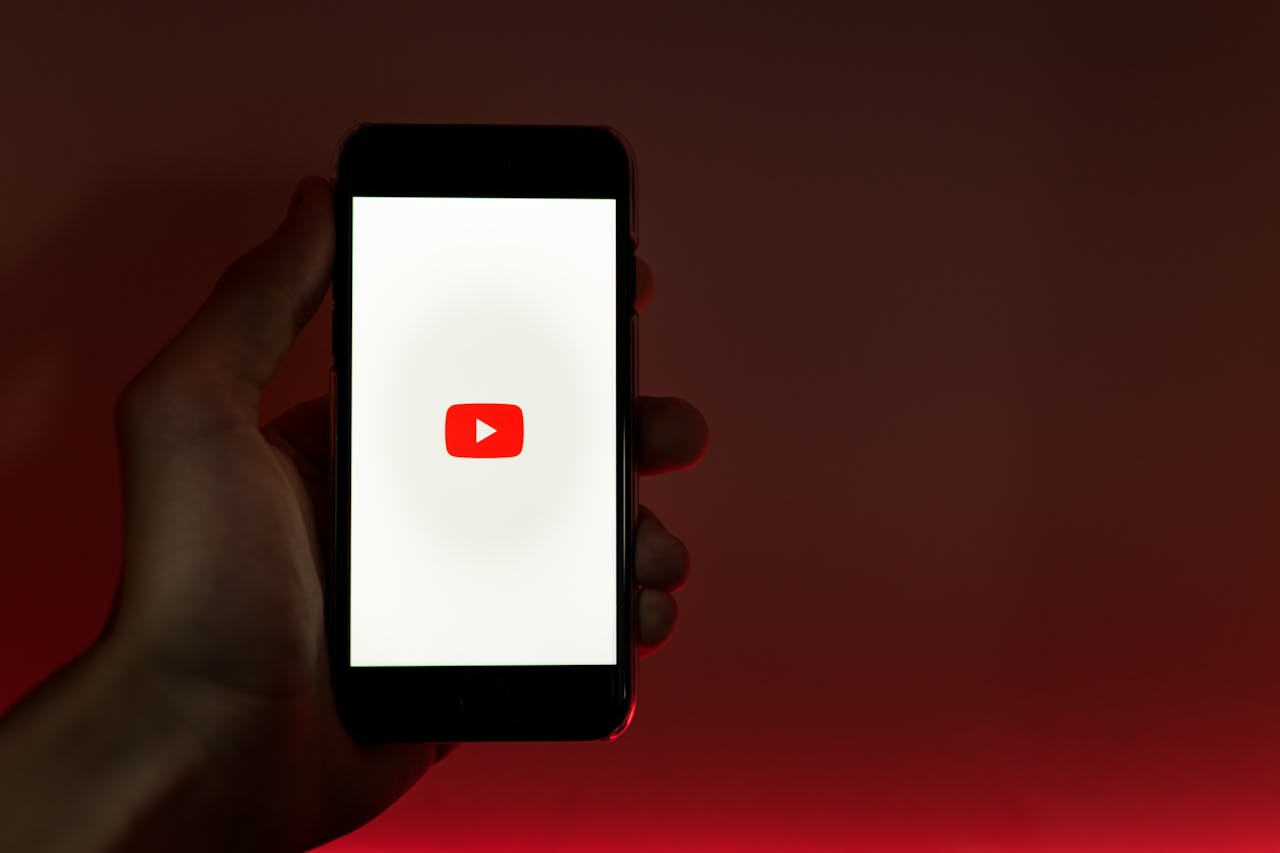 Biar Channel Lebih Kredibel, Tambah Subscriber Sekarang!