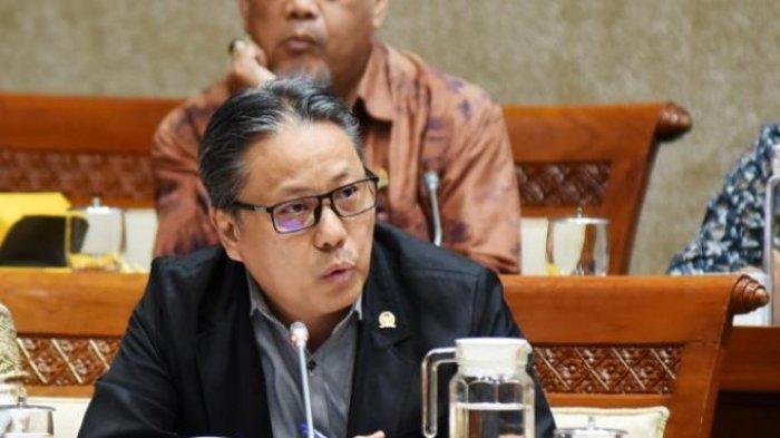 Profil Dolfie: Sosok Tekun dan Rasional di Balik Komisi XI DPR RI