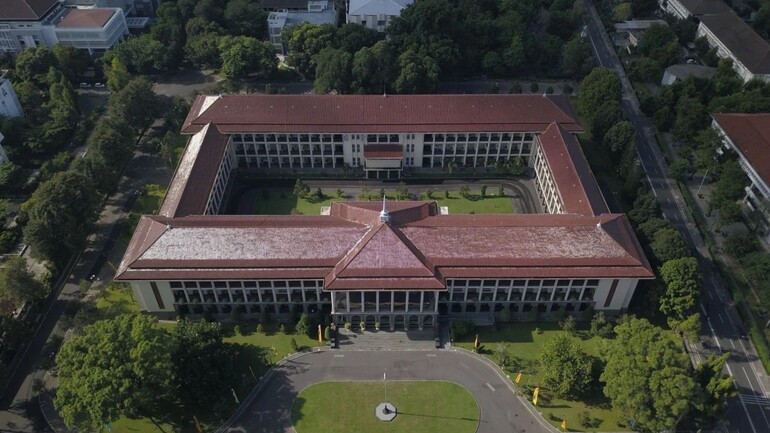 Biaya Kuliah UGM Jalur Mandiri: Lebih Mahal? Ini Faktanya